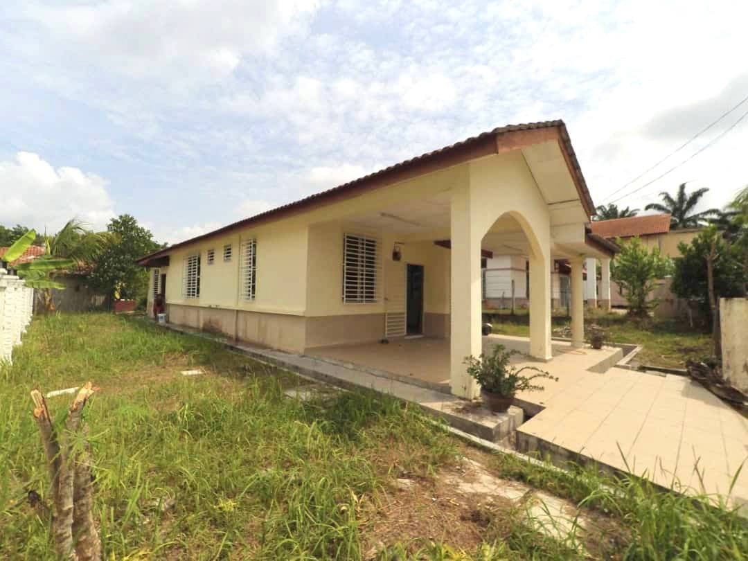 SINGLE STOREY BUNGALOW  DESA SALAK SETIA SEPANG