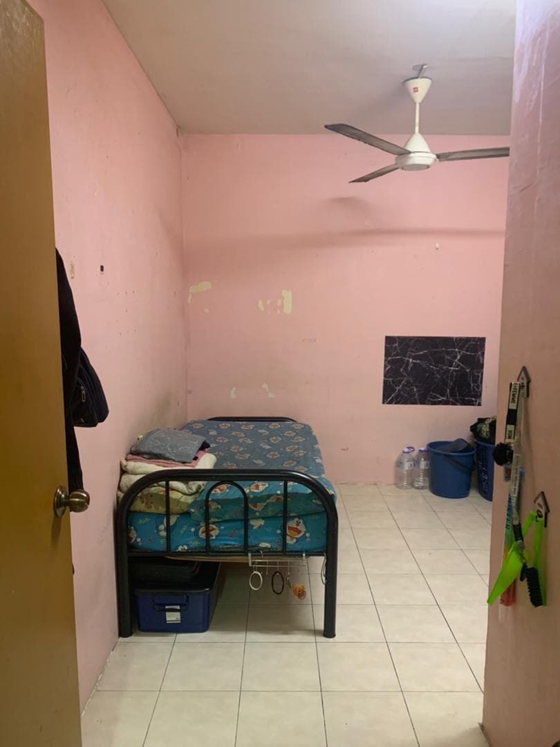 Pusat Komersial  Seksyen 7 Shah Alam - photo 3