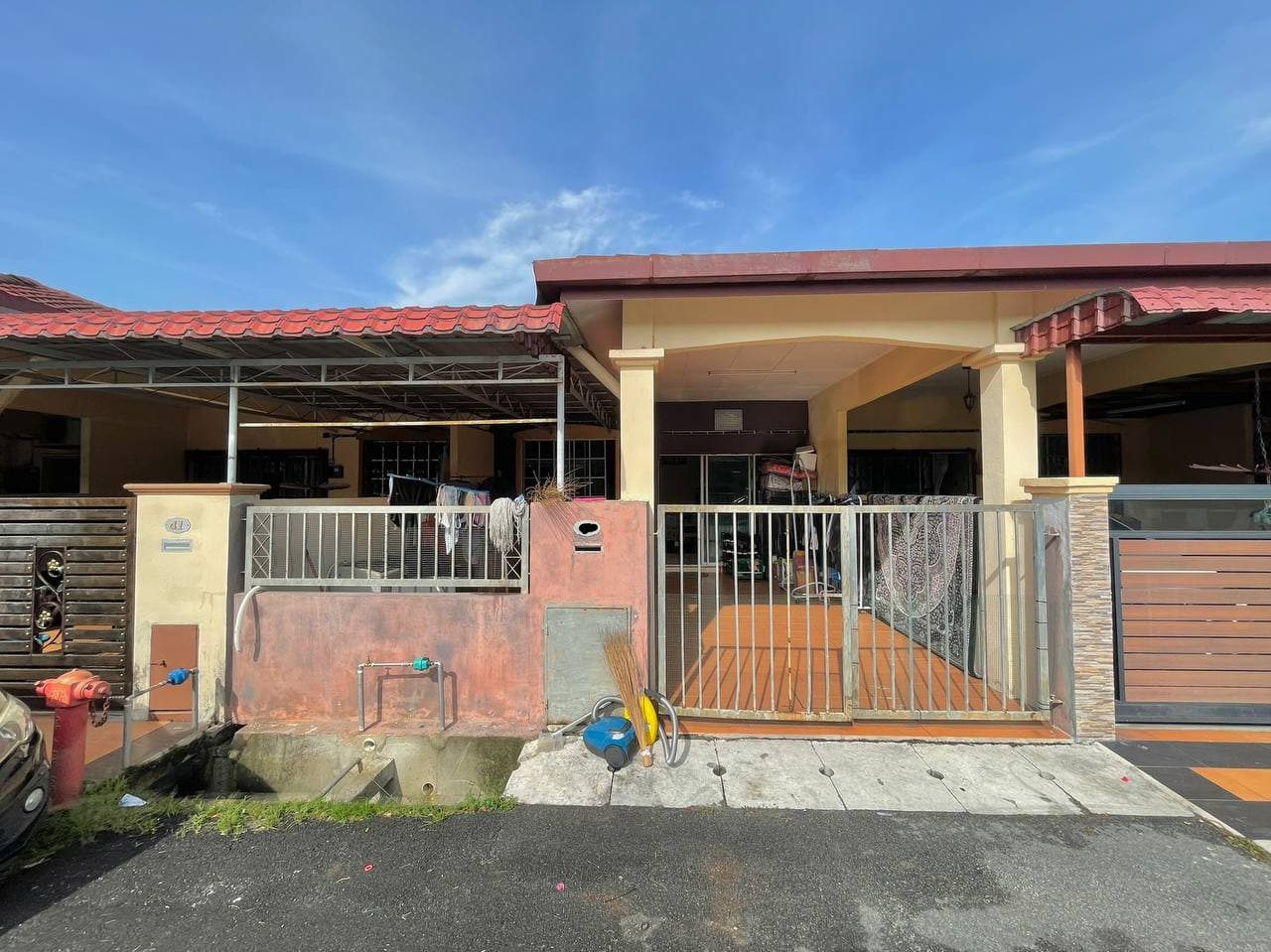 Single Storey Terrace House Taman Kembara Jalan Ha - photo 1