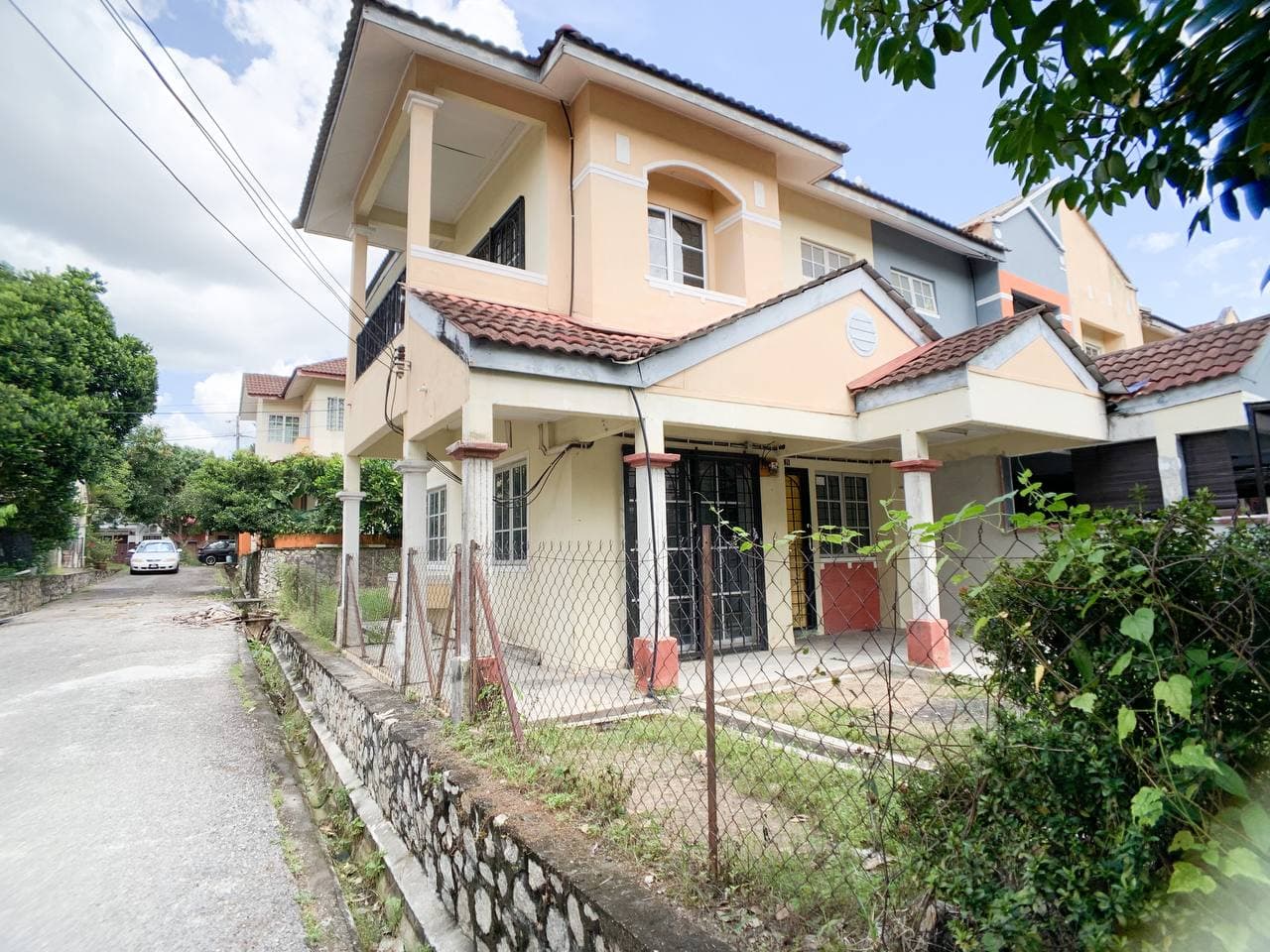 END LOT DOUBLE STOREY JALAN CAKERA PURNAMA 12 PU