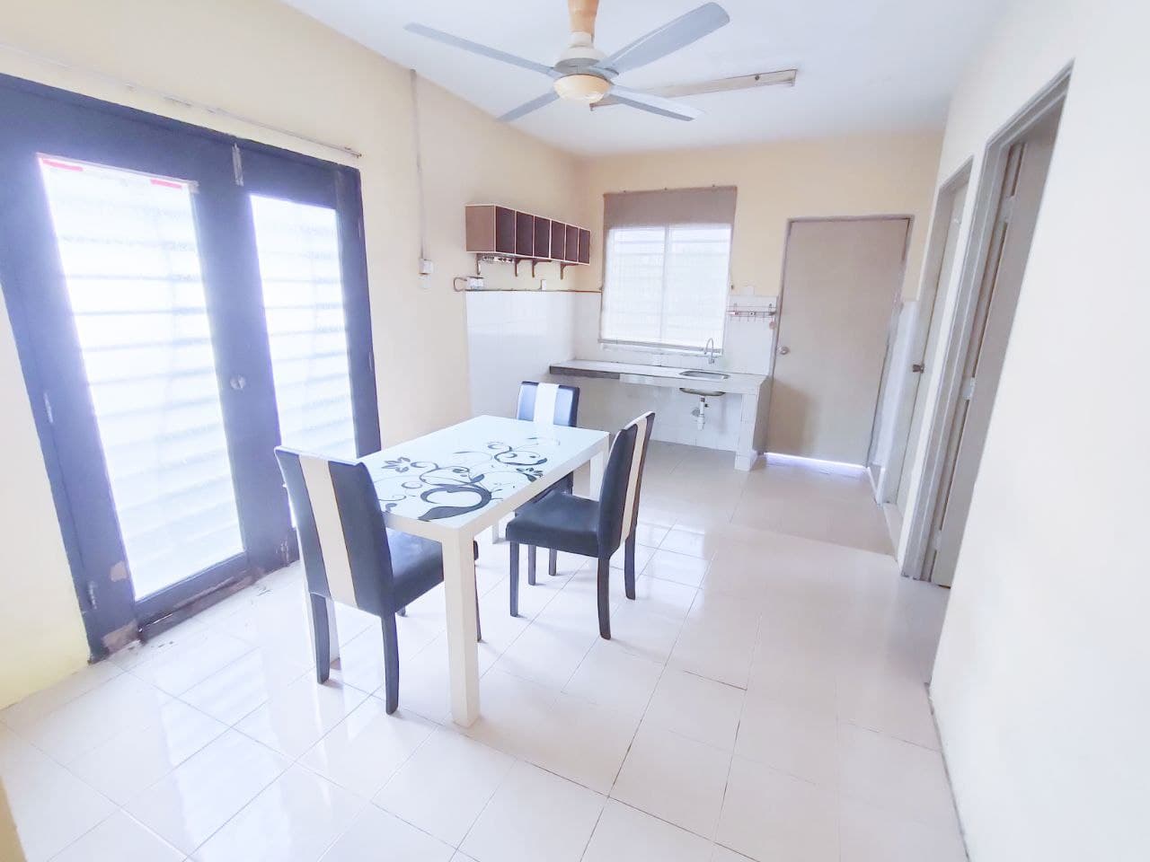 Single Storey Taman Kembara Klang - photo 3