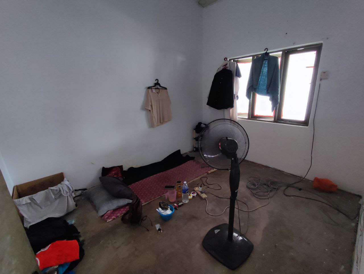 SINGLE STOREY INTERMEDIATE TERRACE HOUSE TAMAN DES - photo 7