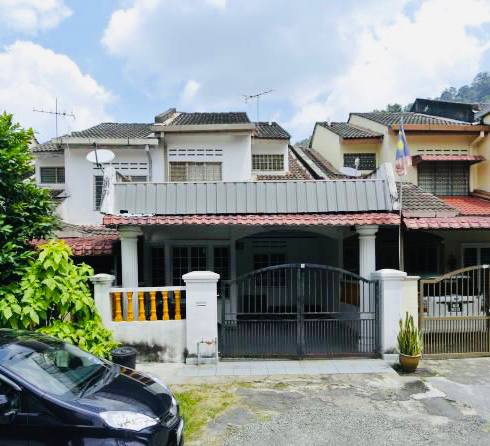 Double Storey Terrace Taman Desa Saga Ampang