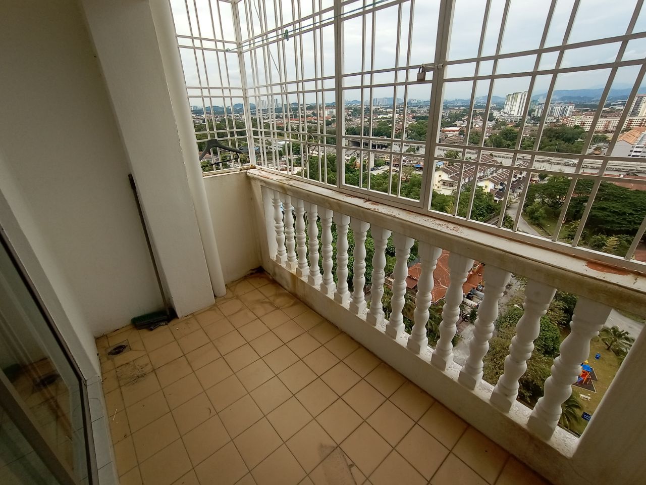 Sri Dahlia Apartment Kajang - photo 4