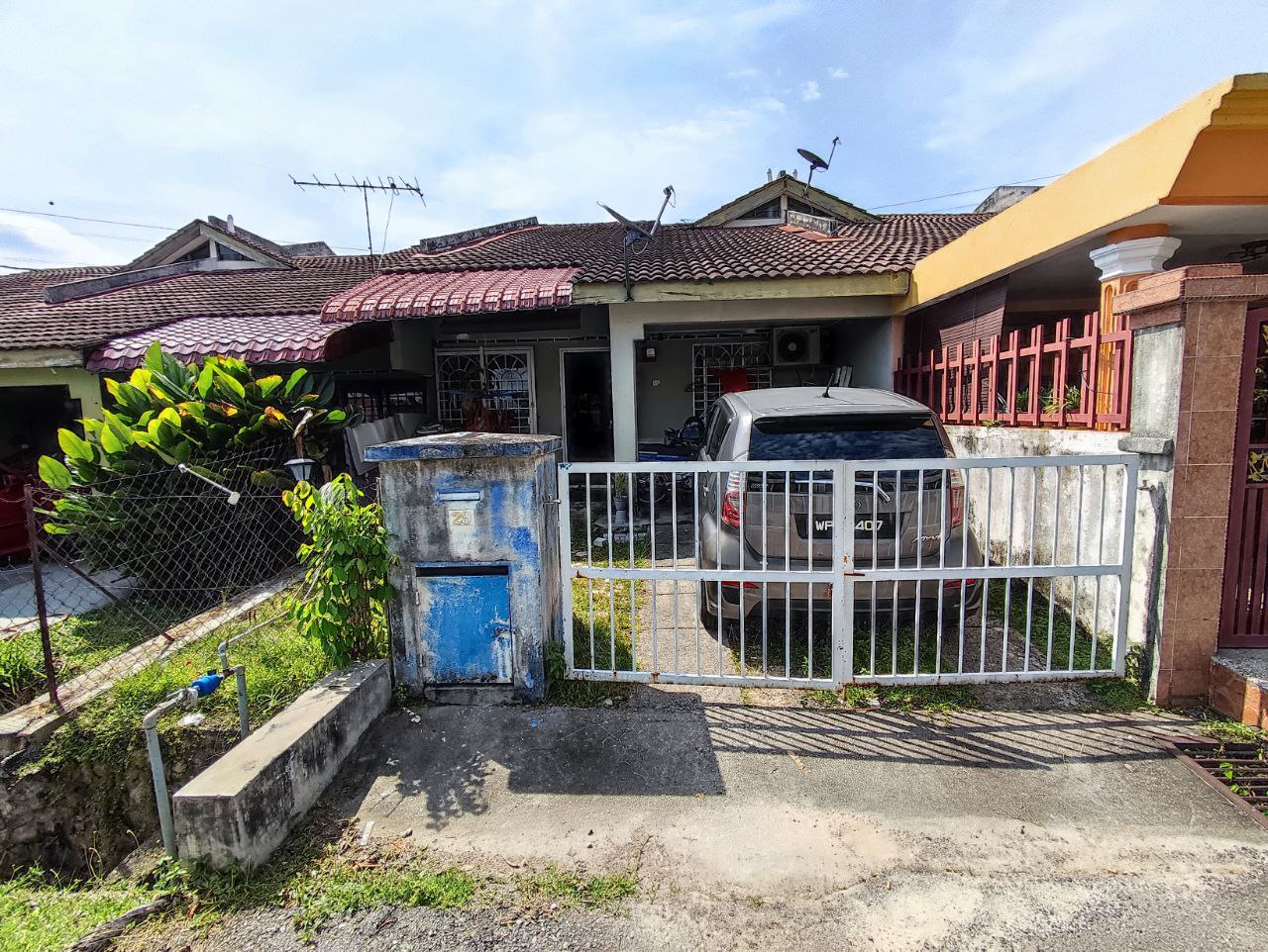 Single Storey Taman Desa Vista