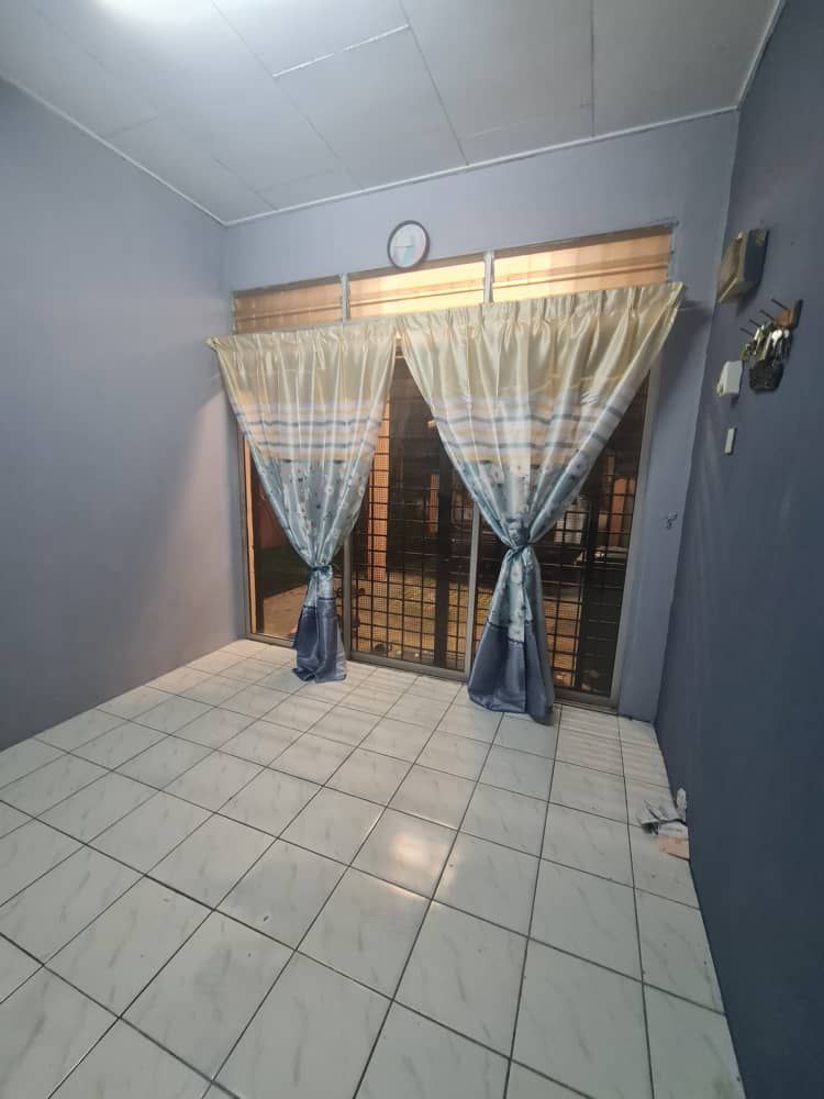 Single Storey Taman Gadong Jaya Sendayan - photo 4