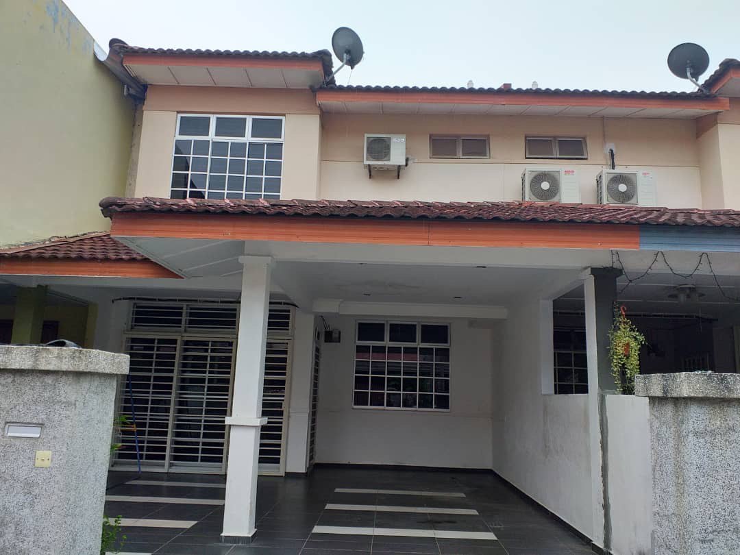 Double Storey Taman Angkasa Nuri - photo 1
