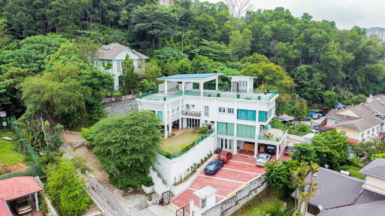 Bungalow Taman Setia Gombak