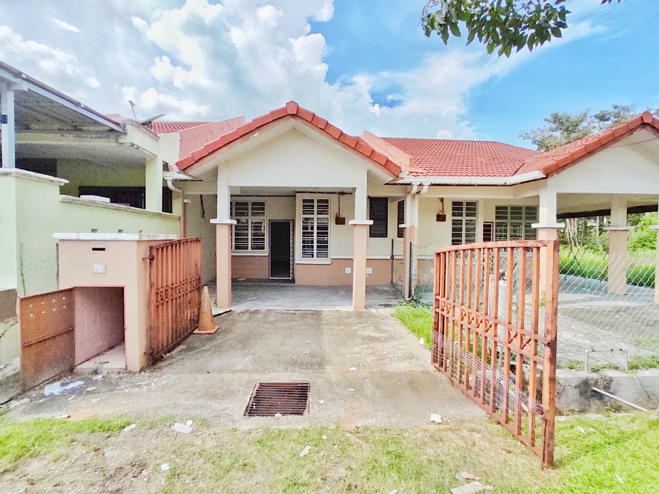 Single Storey Taman Dato Demang