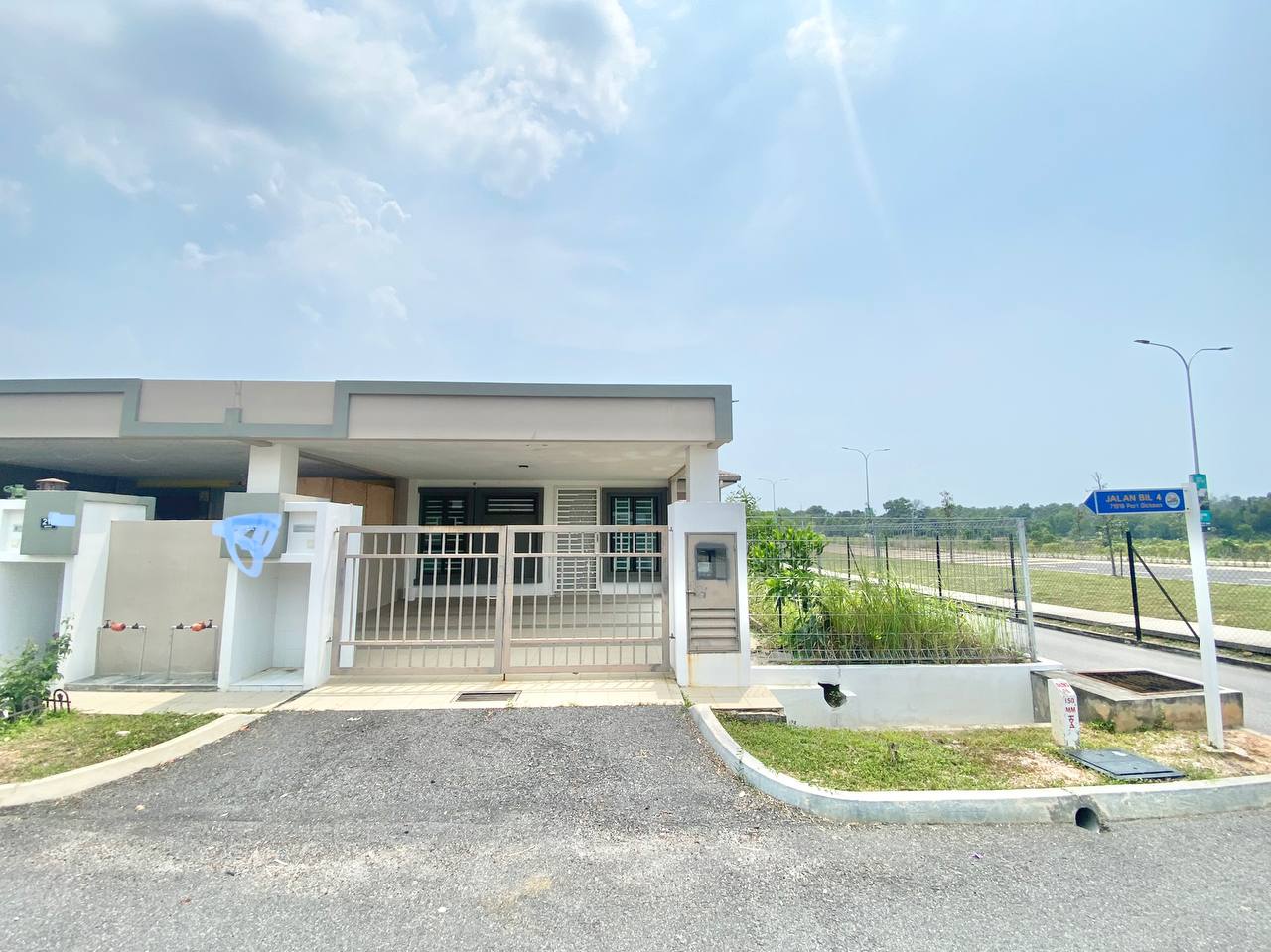 Single Storey Taman Bayu Indera Lukut