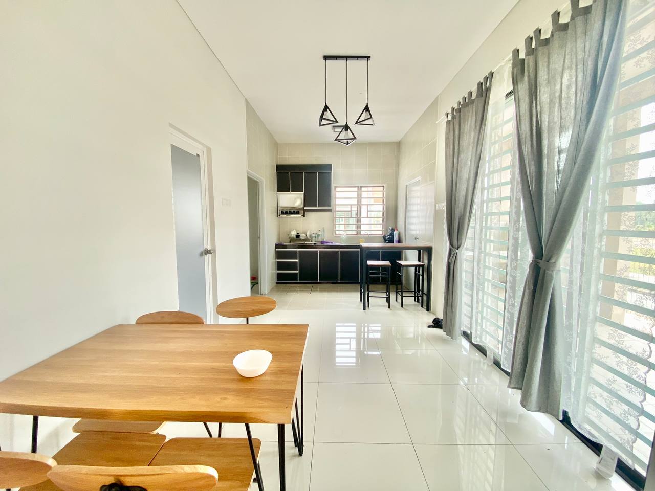 Single Storey Taman Bayu Indera Lukut - photo 4