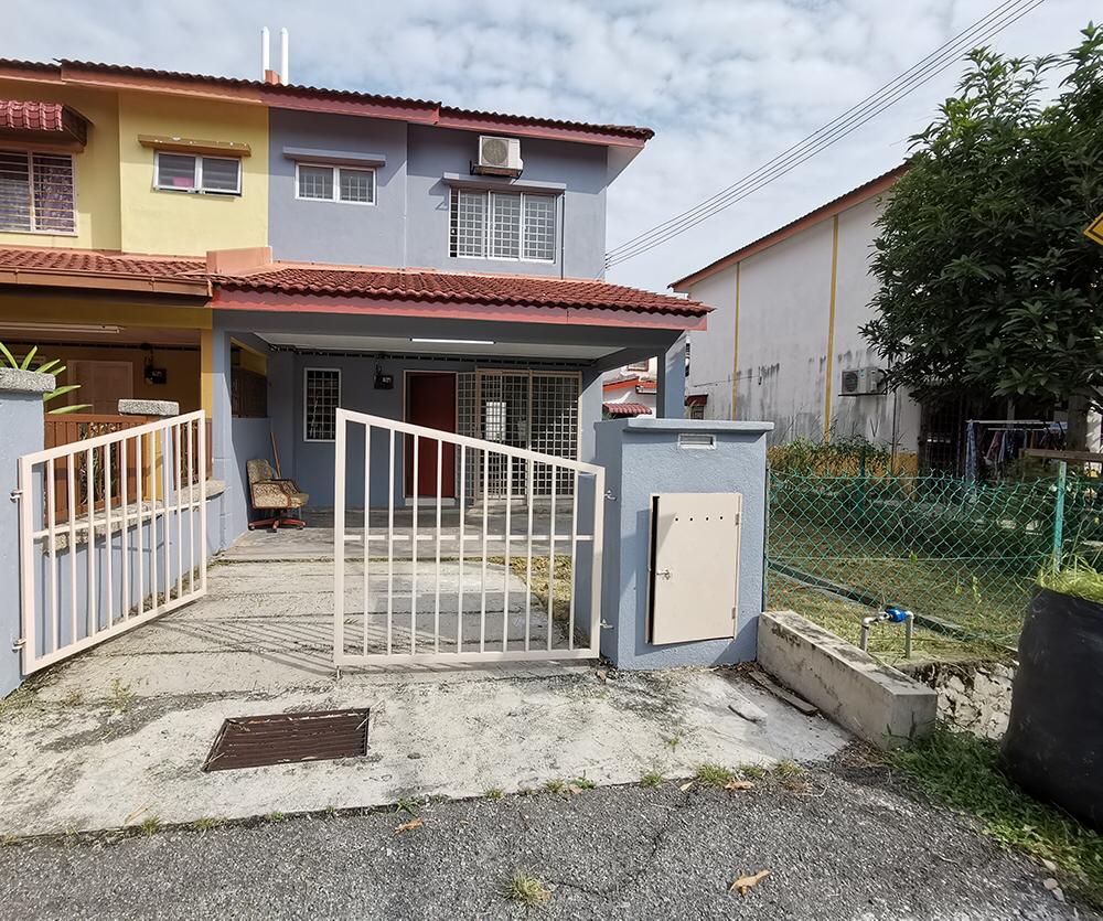 Double Storey Bandar Saujana Putra 6