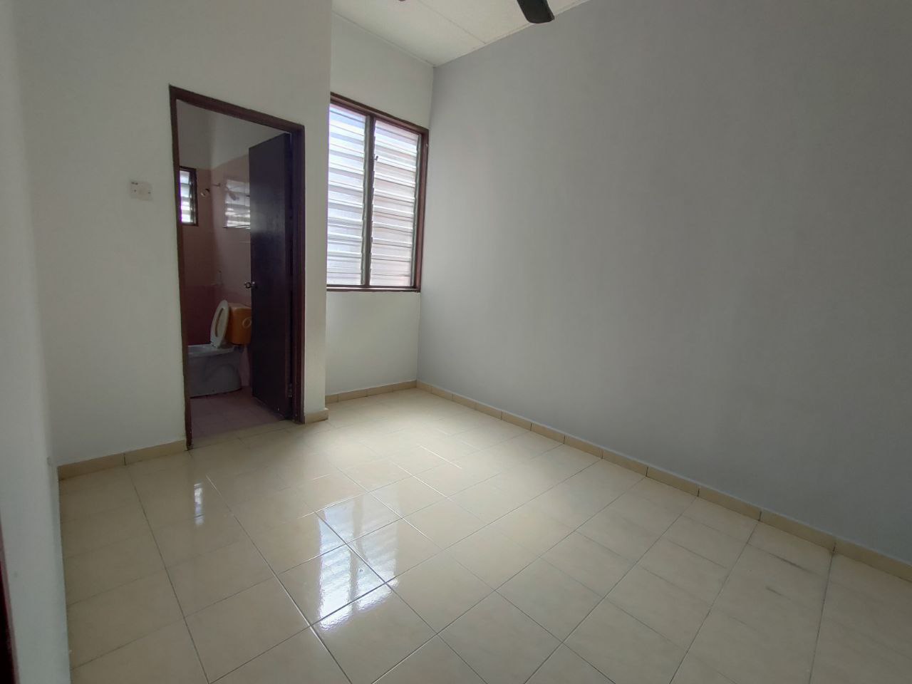 Double Storey Taman Dato Demang - photo 4