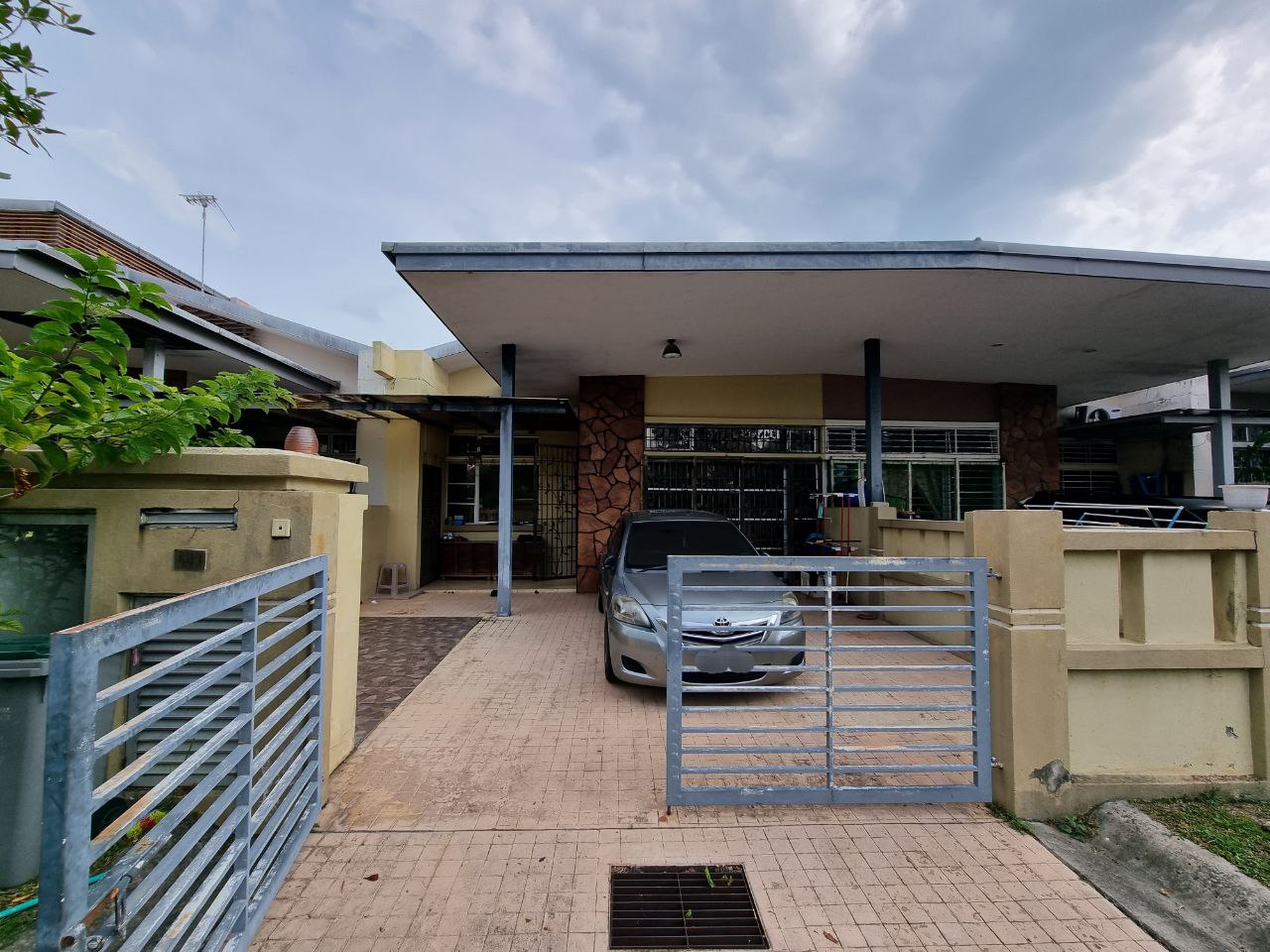 Single Storey Bandar Enstek