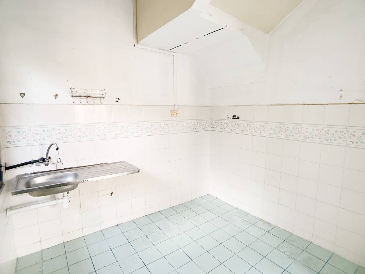 DOUBLE STOREY JALAN CAKERA PURNAMA 12 PUNCAK ALAM - photo 4