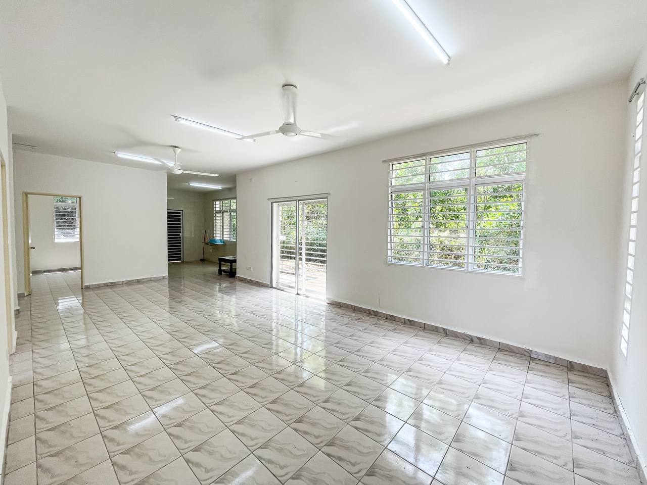 Single Storey Bungalow Mahkota Hills FREEHOLD - photo 1