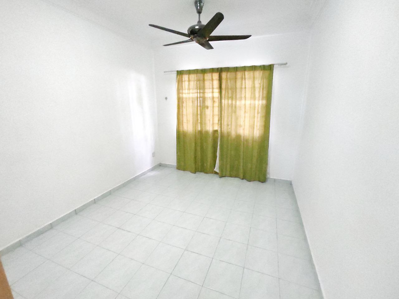 Apartment Putra Permai Block C Seri Kembangan Equ - photo 6