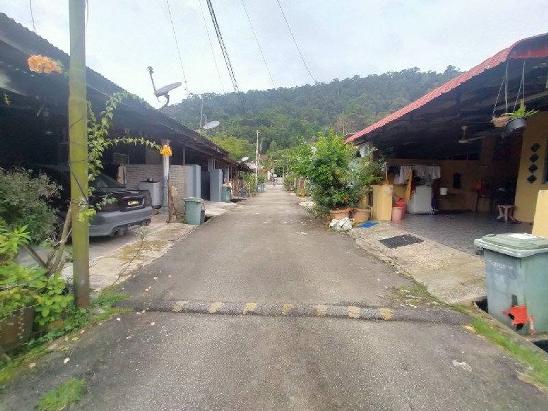 RUMAH TERES SETINGKAT LOW COST DI SEMAMBU  - photo 2