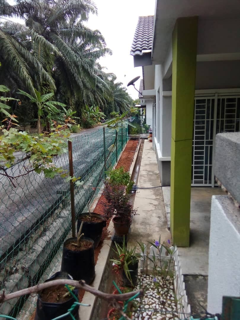 END LOT SINGLE STOREY TERRACE DI JENJAROM, SEL - photo 3