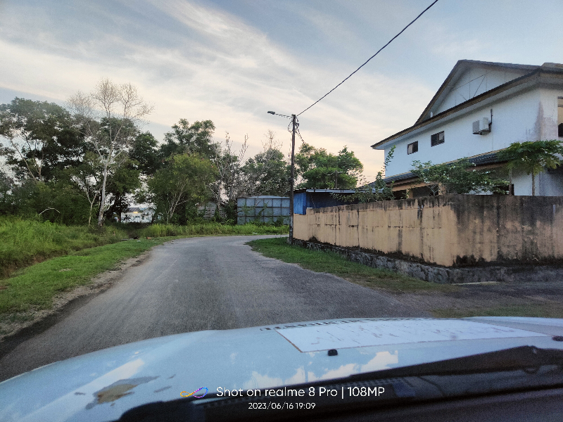 Rumah Corner Lot 2 Tingkat Untuk Di jual - photo 3