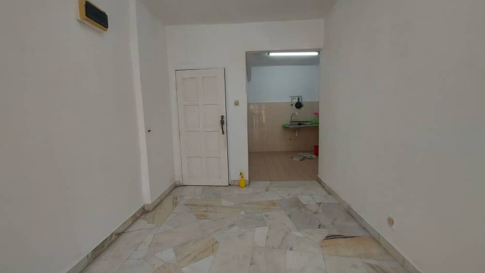 Apartment Vista Lavender, Taman Kinrara Puchong - photo 3