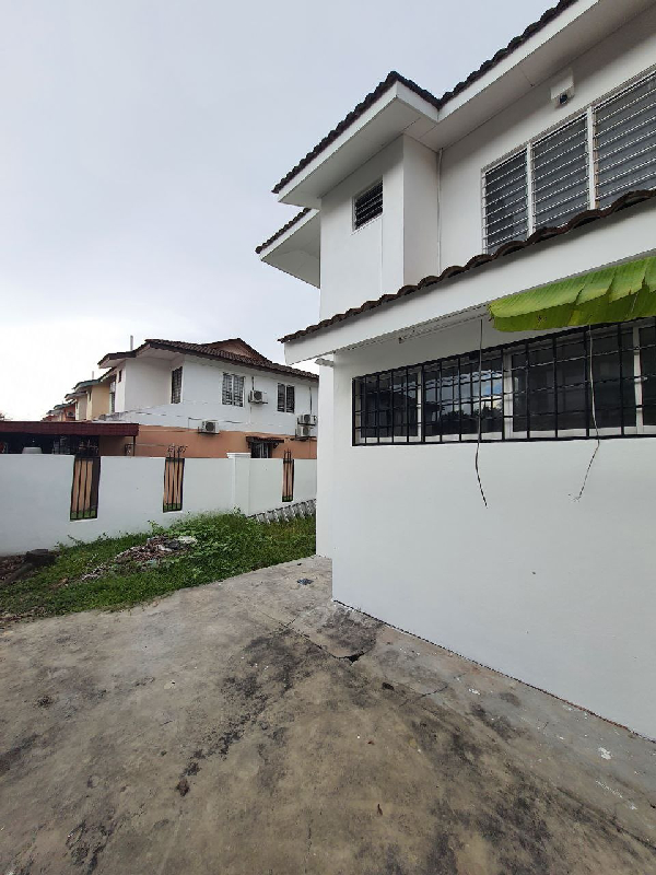 END LOT - NON BUMI UNIT Double Storey - Taman Putra Prima Puchong Selangor - photo 3