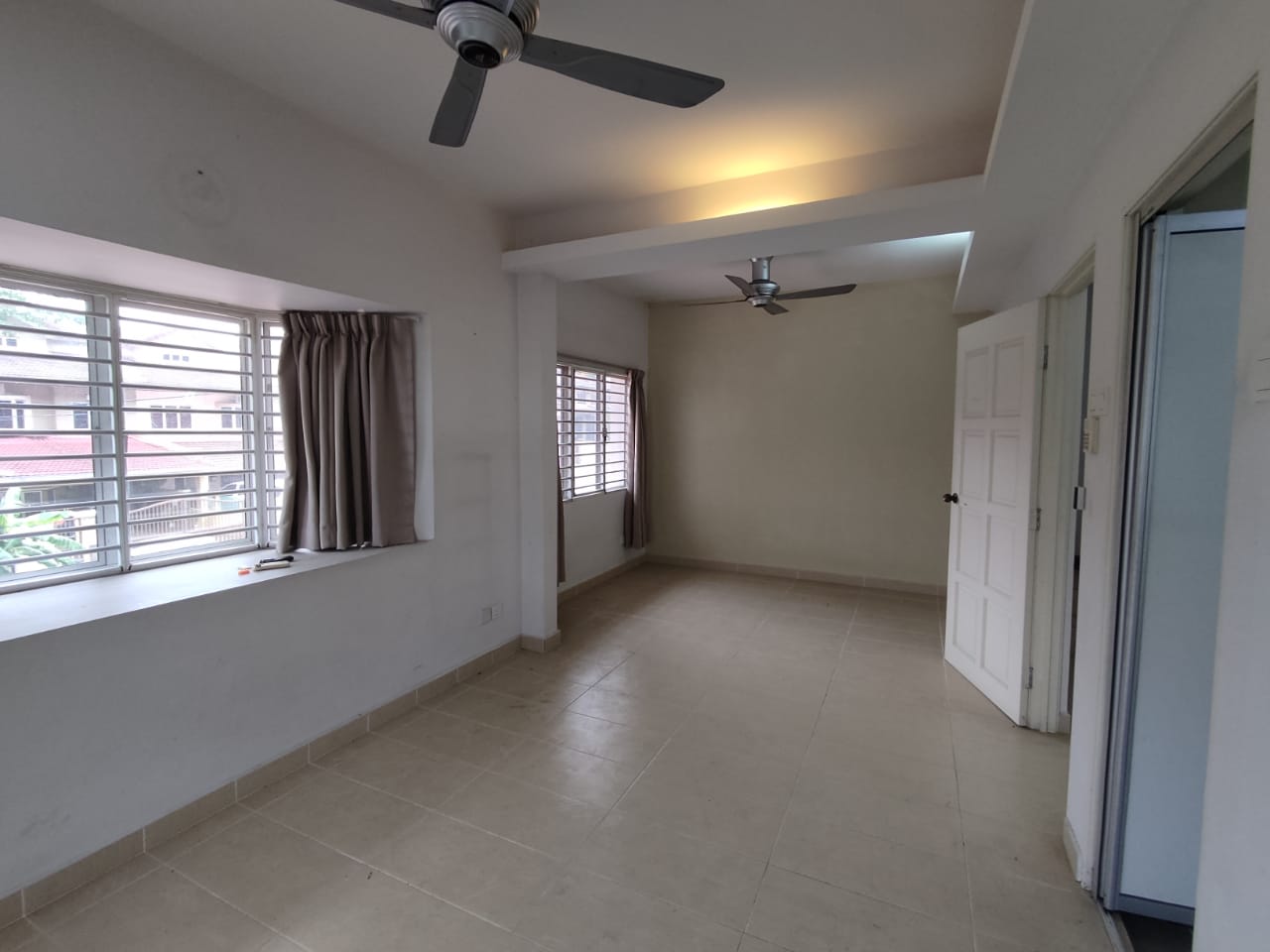 LS 2n5 Sty Seri Kembangan RM820K - photo 12