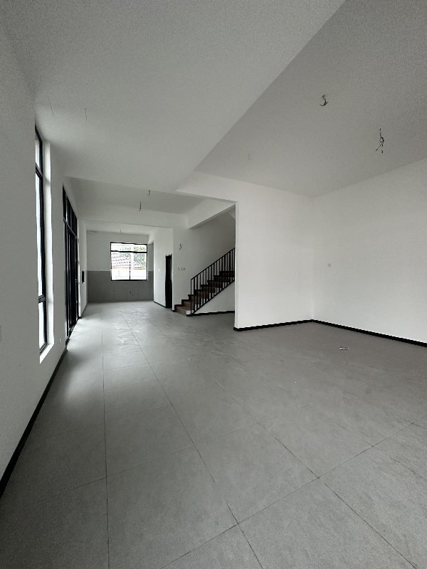 IQI Realty Sdn Bhd - photo 3