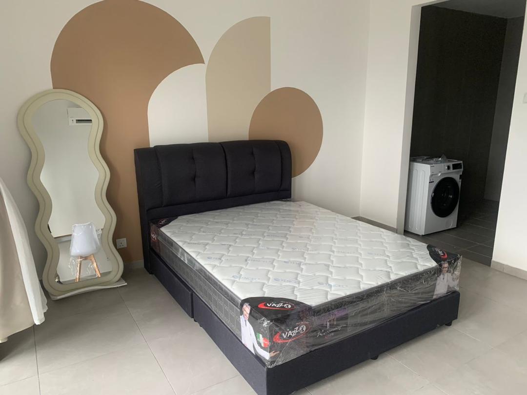 YOLO Signature Suite ...