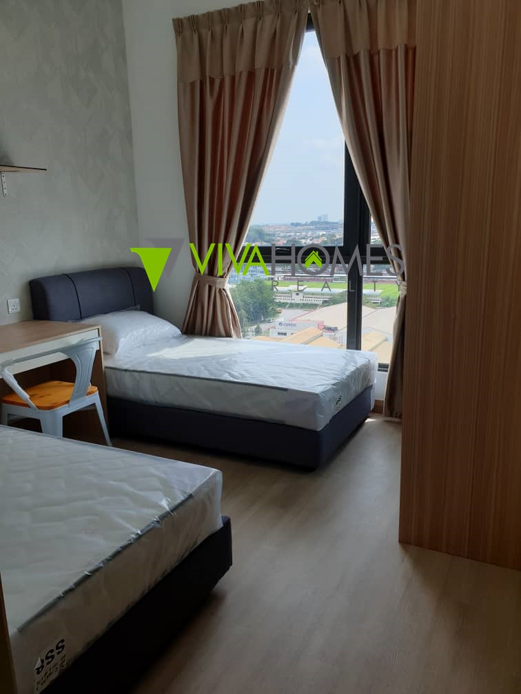 The Grand Subang SS13 Master Bedroom For Rent - photo 3
