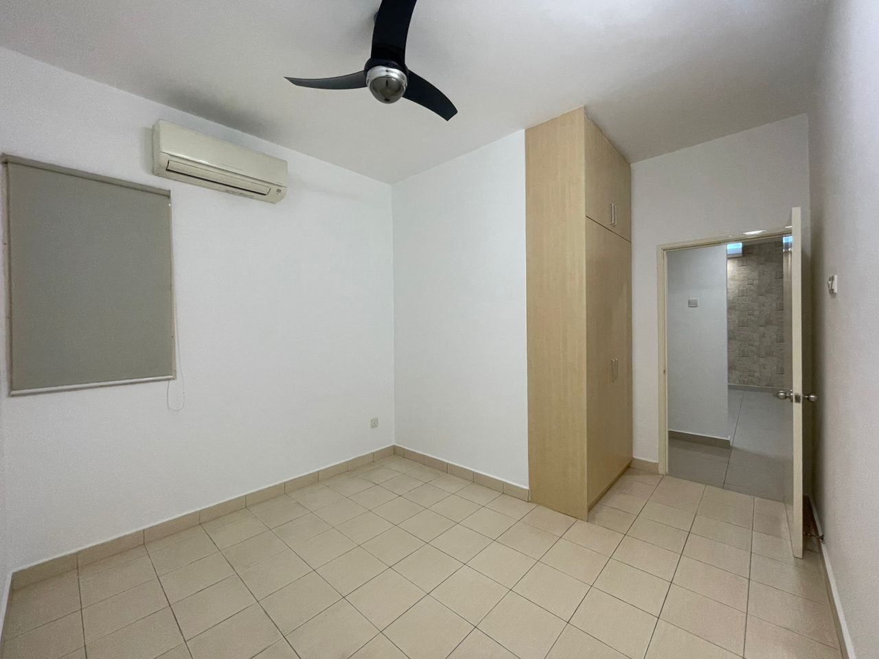 Aman Heights Condominium Seri Kembangan - photo 7