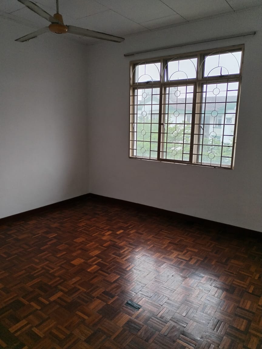 Goodyear Court 10 Usj15 Subang Jaya - photo 3