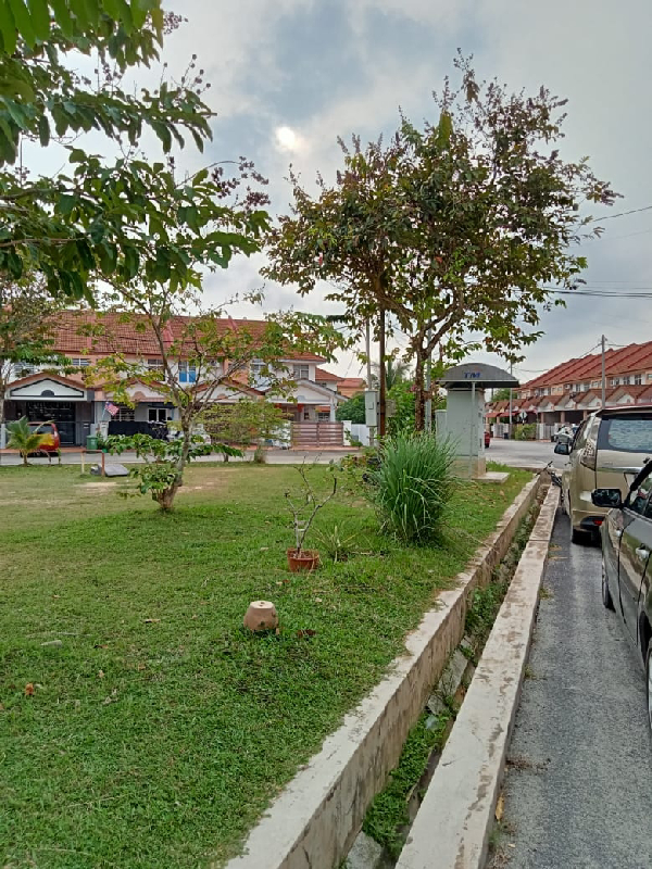 Rumah Teres 2 Tingkat Alam Perdana Binjai Kemaman,Terengganu - photo 4