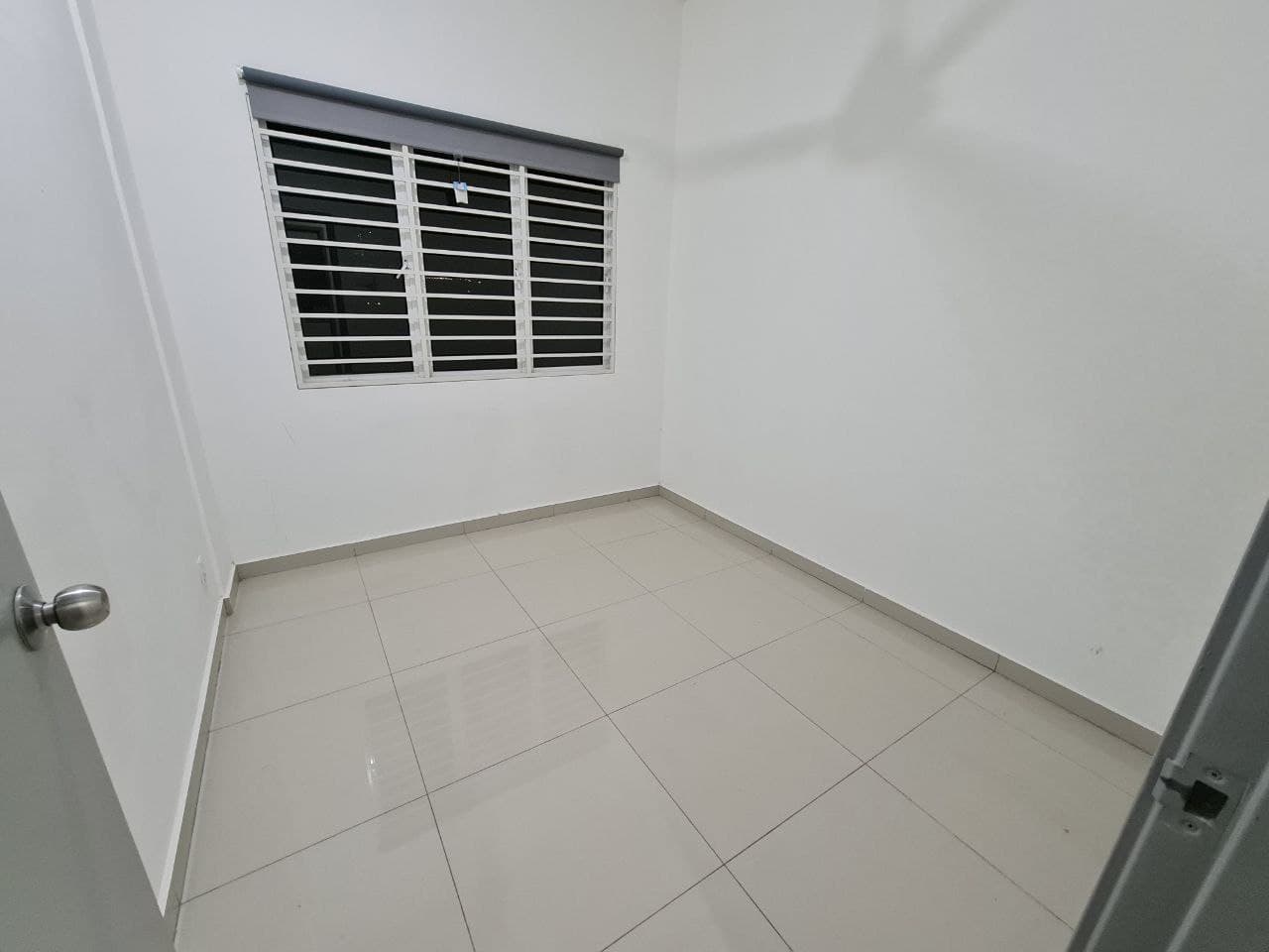 TAMAN SABHA IMPIAN KAJANG PARTIALLY FURNISHED - photo 6