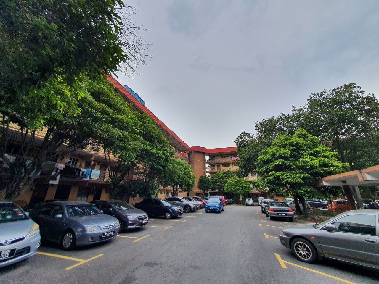 PANGSAPURI DBKL, Bandaraya Gombak Fasa 2 - photo 3