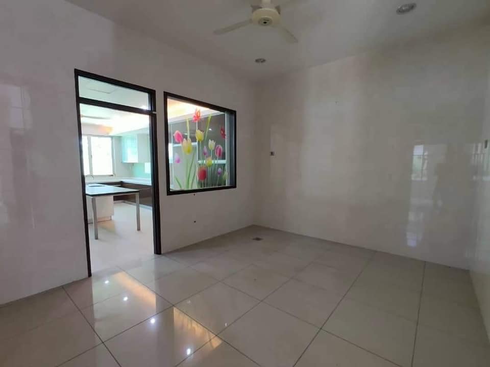 Ambang Botanic 1 2 Storey Semi-D 40x90 Renovated - photo 7