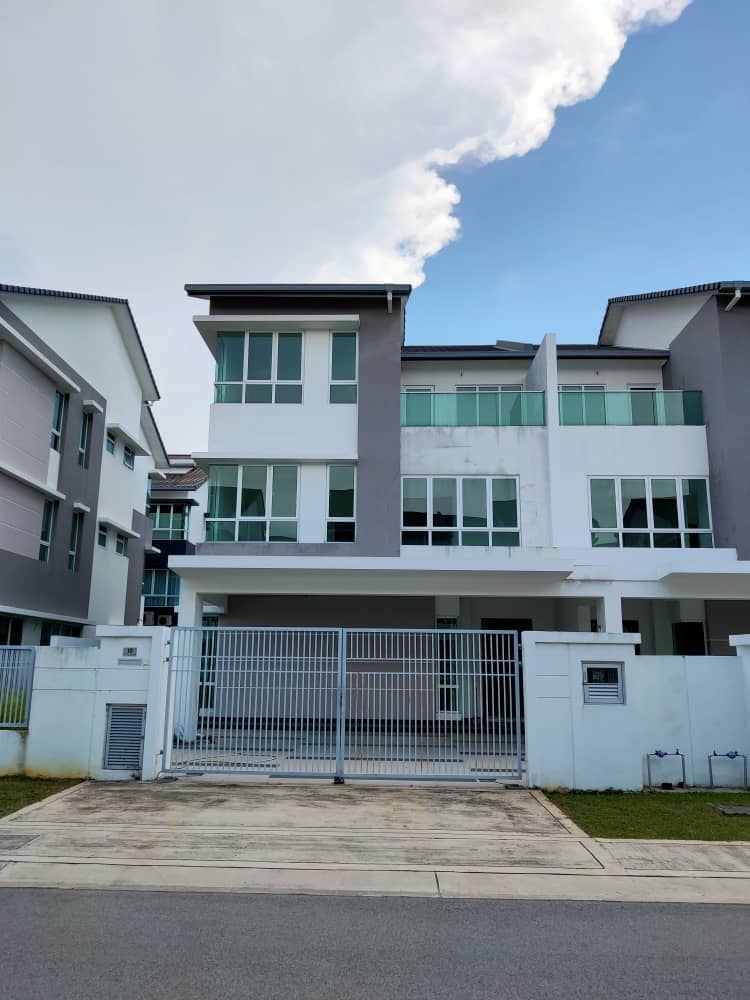 Ambang Botanic 2 azumi Brand new 3 Storey Semi-D - photo 3