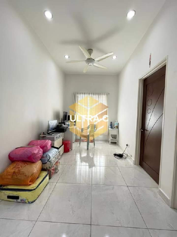 Tip-Top Condition & Renovated Unit*      SETIA ALAM  - photo 6