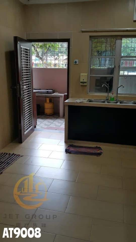 Kota Kemuning 24x132  Fully extended Fully Renovated - photo 2