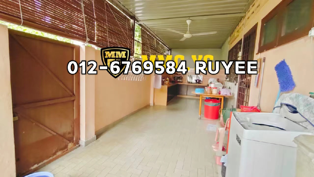 1 05M Taman Petaling Indah nr Tmn Chi LiungSemi D wt landTotal land area 4000sqft5R4BFully ExtentedW - photo 8