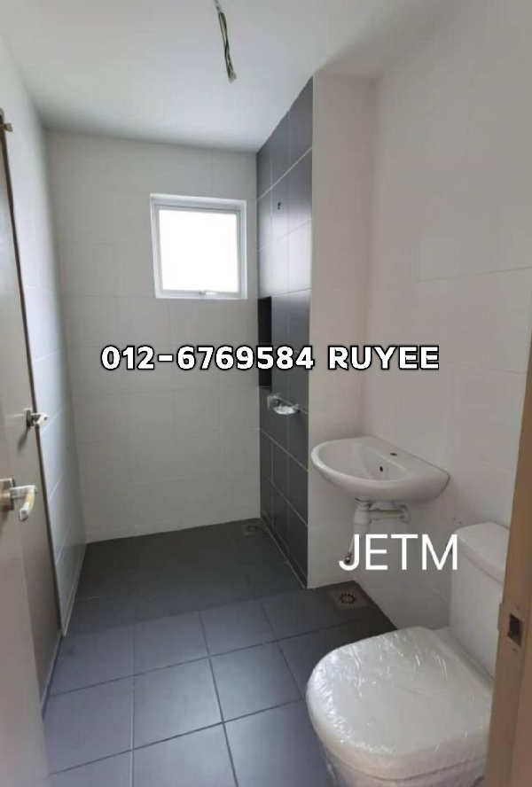 1.8K Kota bayuemas 2 Sty 25x85  - photo 6