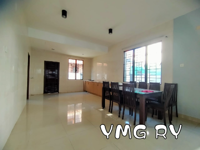 2150 *Aman perdana klang*2 storey bungalowSize 50*80 sqftDownstairs2 bedroom2 bathroom*Light fans cu - photo 4