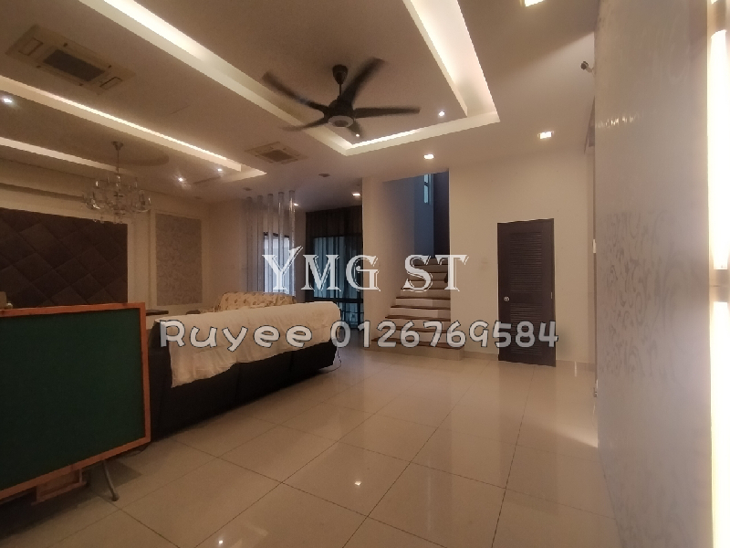 Ambang botanic semi d 2 storey renovated  - photo 2