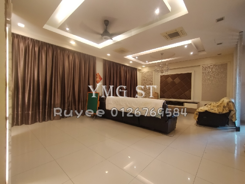 Ambang botanic semi d 2 storey renovated  - photo 3