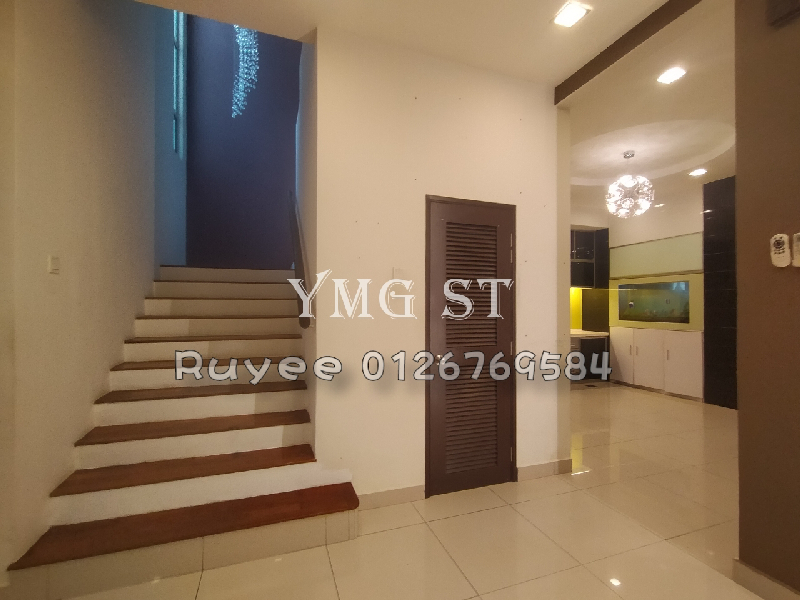 Ambang botanic semi d 2 storey renovated  - photo 8