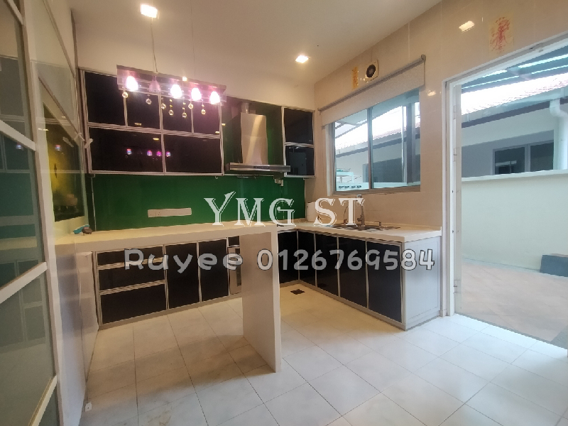 Ambang botanic semi d 2 storey renovated  - photo 10