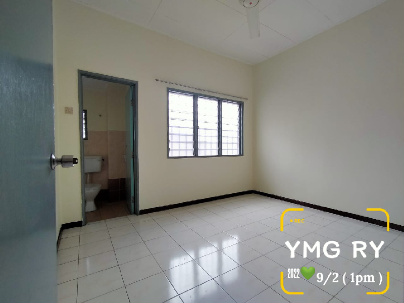 below market value Bukit tinggi 2 storey corner - photo 3