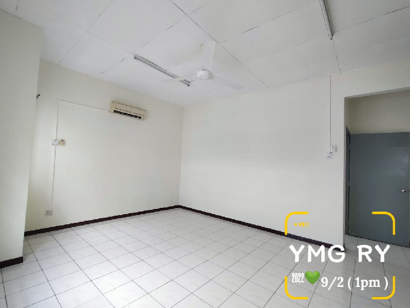 below market value Bukit tinggi 2 storey corner - photo 8