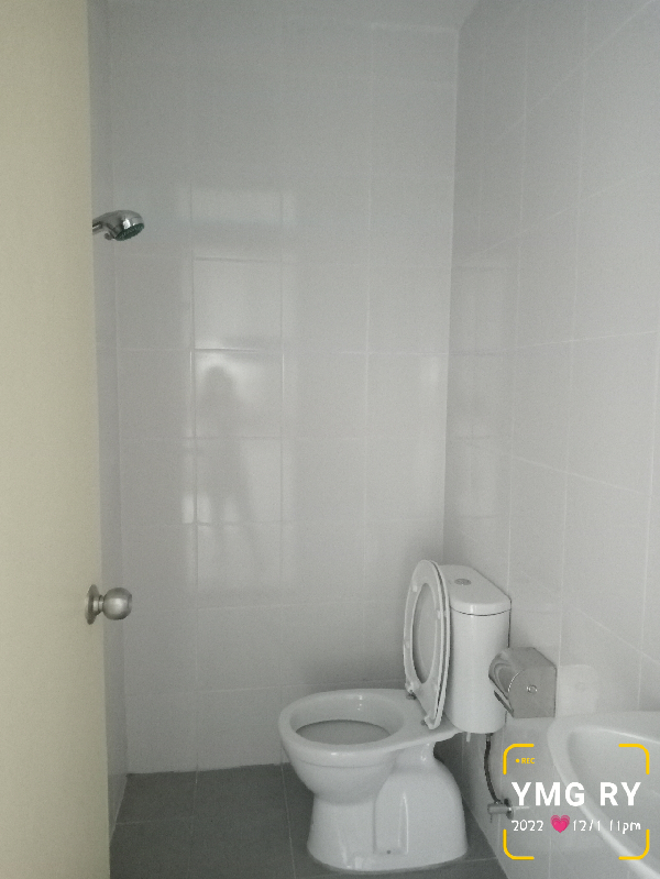 Cheapest price Impiria residence1317sqft aircond - photo 4