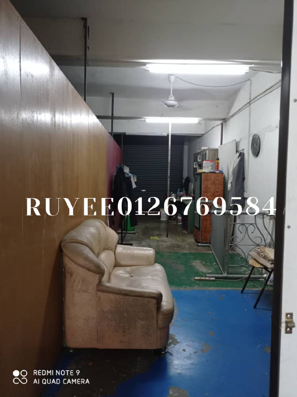 20x80 Price ReductionTaman maznah kampung Jawa Double Storey Shoplot - photo 3
